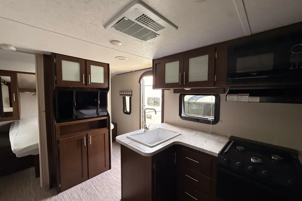 Forest River Tracer Breeze Travel Trailer