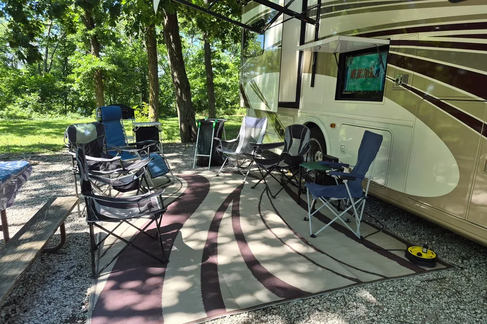 Thor Palazzo 35' Luxury Motorcoach