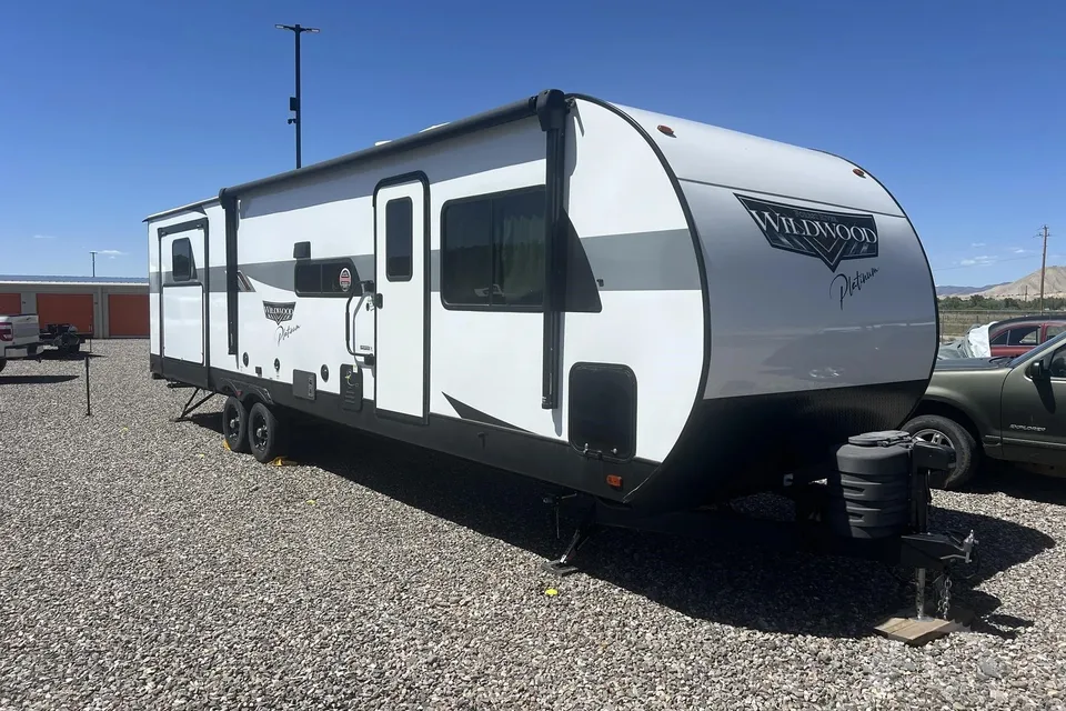 Wildwood 31KQBTS - 2 Bedrooms / 3 Slides!