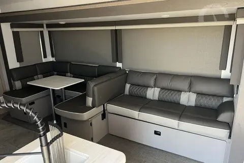 Wildwood 31KQBTS - 2 Bedrooms / 3 Slides!