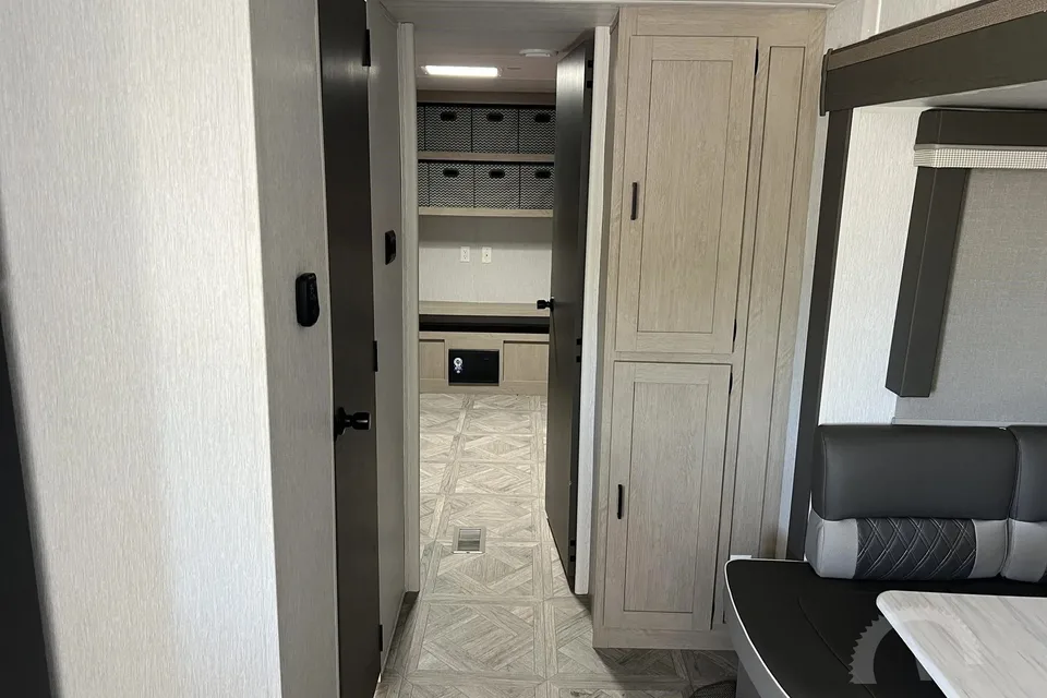 Wildwood 31KQBTS - 2 Bedrooms / 3 Slides!