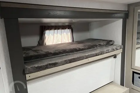 Wildwood 31KQBTS - 2 Bedrooms / 3 Slides!