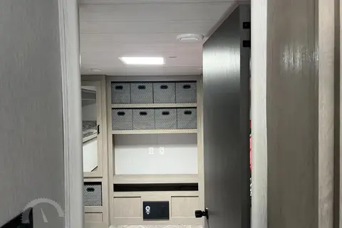 Wildwood 31KQBTS - 2 Bedrooms / 3 Slides!