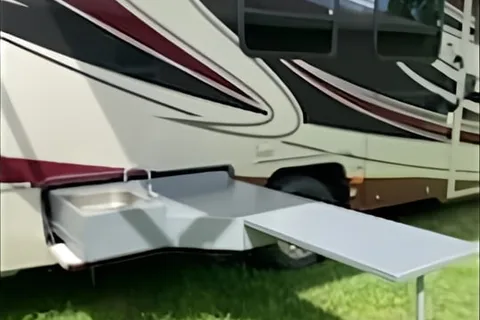 Space Coachmen Leprechaun