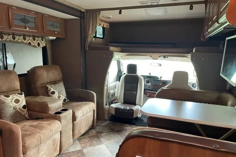 Space Coachmen Leprechaun
