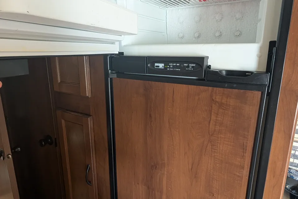Kristi's Jayco 22 ft Ultralite Travel Trailer