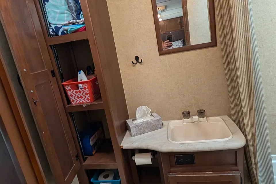 Kristi's Jayco 22 ft Ultralite Travel Trailer