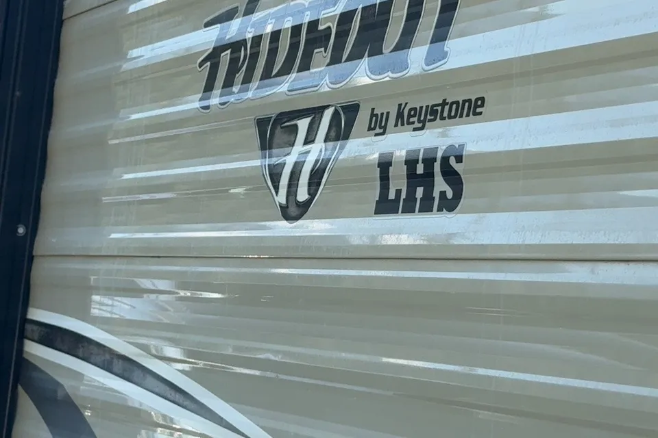 Darren's Keystone Hide out 26Lhswe Travel Trailer
