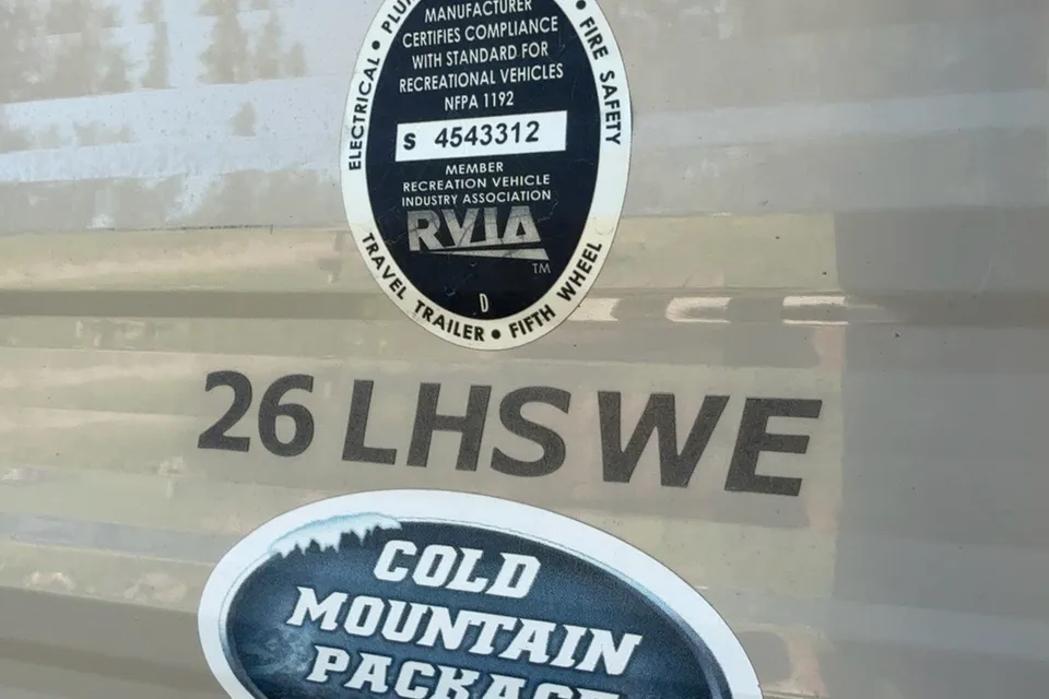 Darren's Keystone Hide out 26Lhswe Travel Trailer