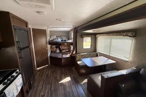 Darren's Keystone Hide out 26Lhswe Travel Trailer