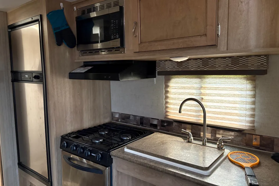 Torguson’s KZ V19RB Travel Trailer