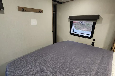 Roameo - The perfect couples camper
