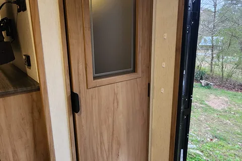 Roameo - The perfect couples camper