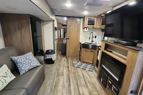 Roameo - The perfect couples camper