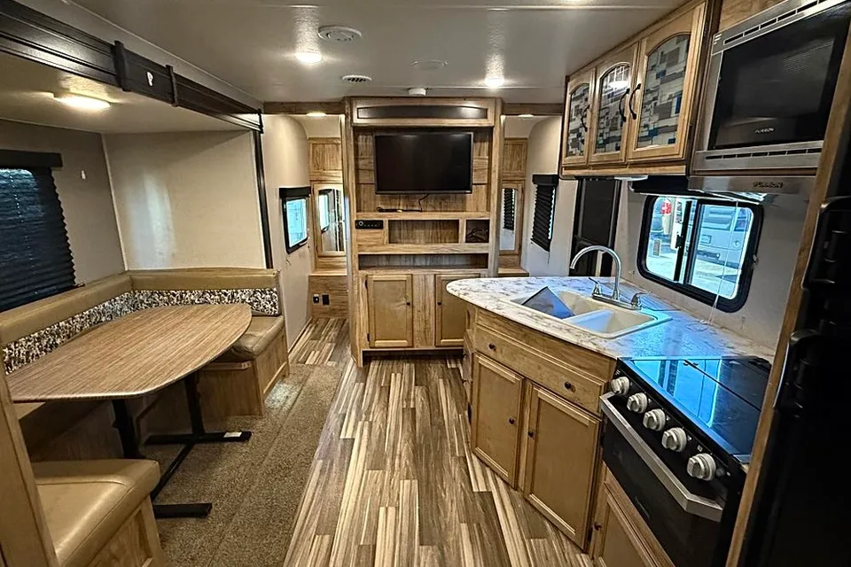 Allergy-Friendly Coachmen Freedom Express