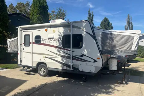 Curtis's Jayco jay feather ultra lite x17z Hybrid