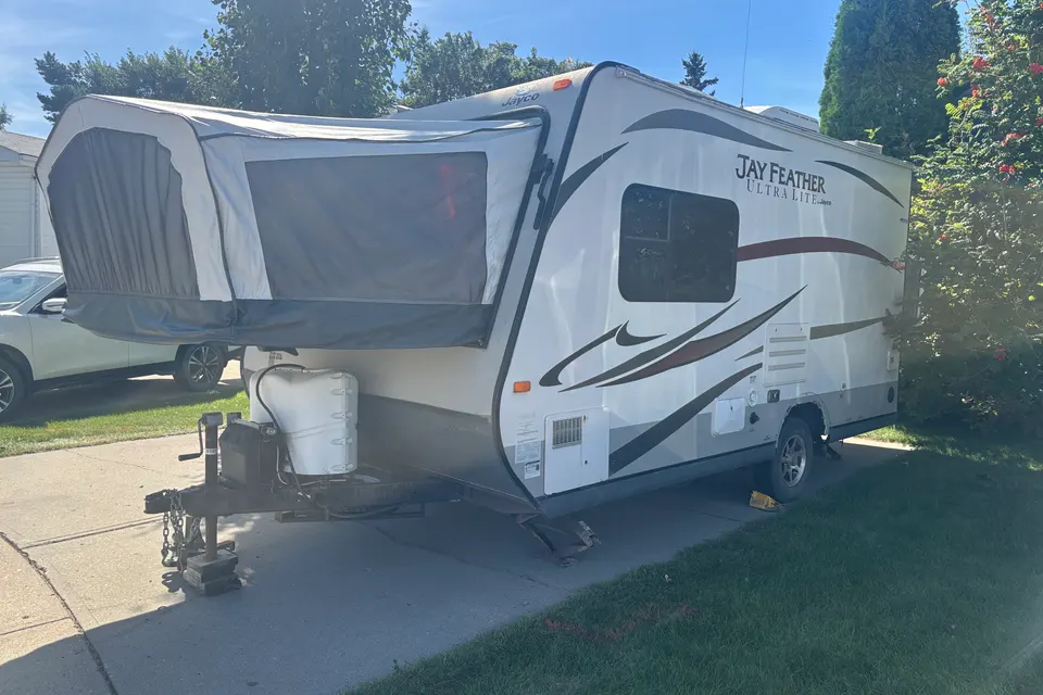 Curtis's Jayco jay feather ultra lite x17z Hybrid