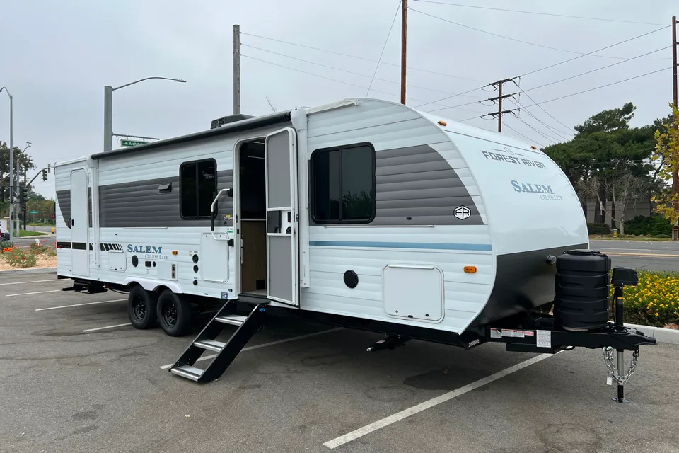 Getaway Adventure Rentals 263BHXL Travel Trailer