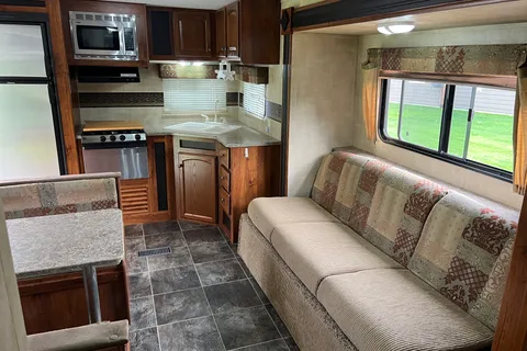 Keystone Hideout 23RKS Travel Trailer