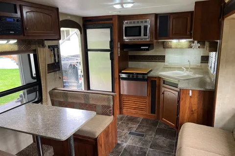 Keystone Hideout 23RKS Travel Trailer