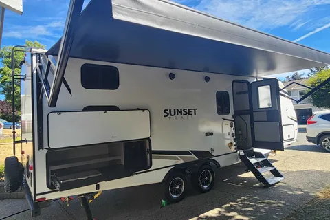 Sunset Trail Travel Trailer