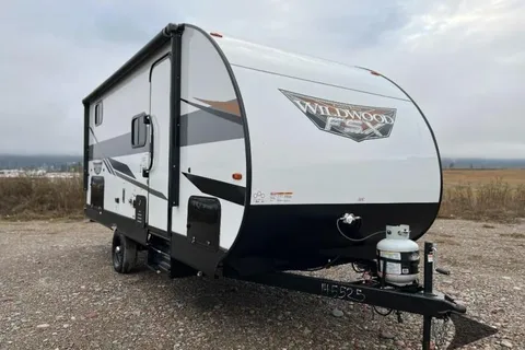 Monique's Forest River Wildwood Travel Trailer