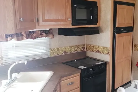 Norton's Kingston 2008 Cross Road Fifth Wheel