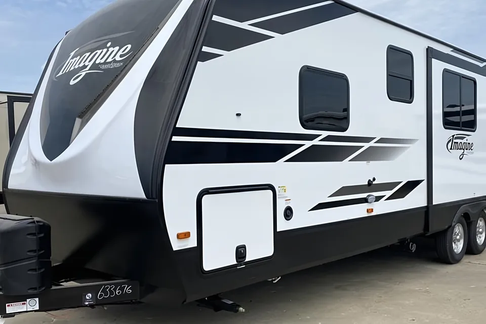 Tropical RV Grand Design Imagine 2910BH Travel Trailer