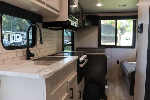 2022 Jayco Jay Flight Rocky Mountain Edition