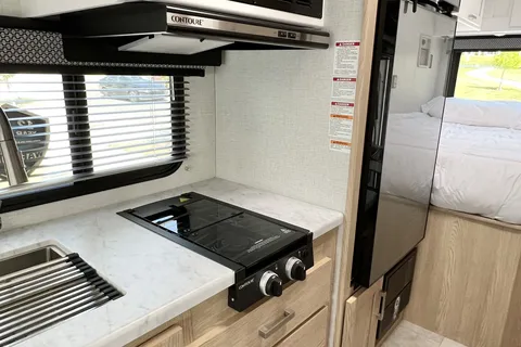Vacation-Ready New 2026 RV, Sleeps 6 + Free Resort Stay Option