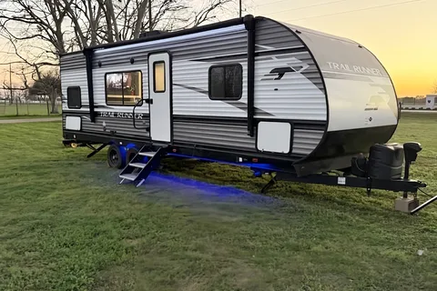 Family bunkhouse RV Sleeps 8