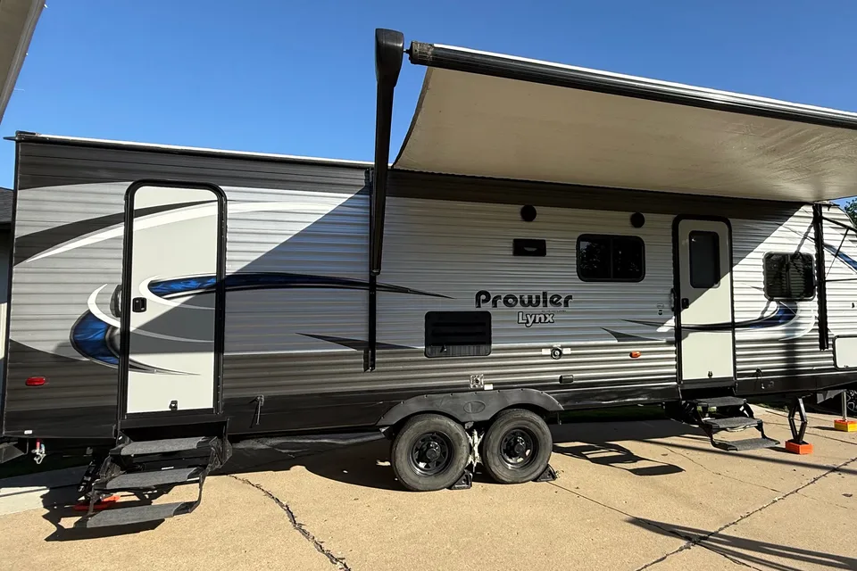 Ready Set Camp - Spacious Family RV Experience