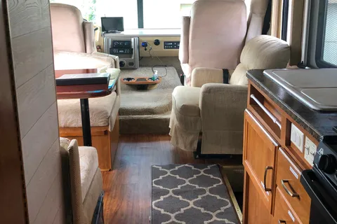 Newly updated! 2007 Fleetwood Terra Class A