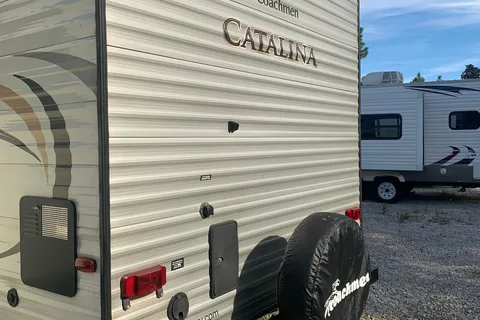 James's Coachmen Freedom Catalina Travel Trailer