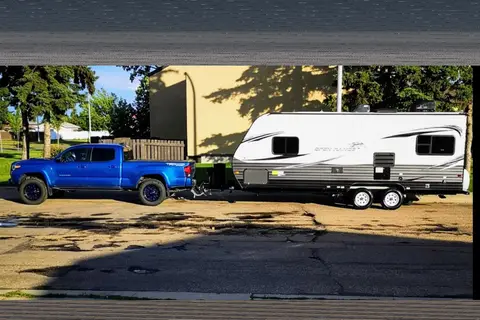 Perfect couples or small family trailer.