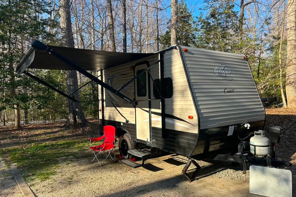 2018 Coachmen Clipper Cadet 16CBH Travel Trailer