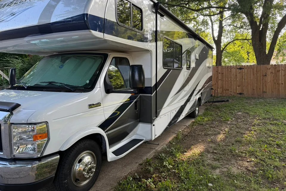 Joshua's Forest River Sunseeker 3050S Class C