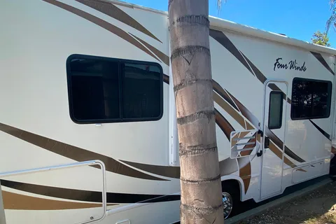 Four Wind Class C RV! Unlimited Miles!