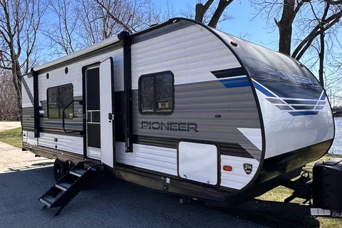 Fully Stocked Family Bunkhouse We Deliver & Set Up
