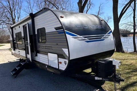 Fully Stocked Family Bunkhouse We Deliver & Set Up