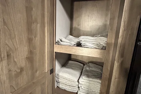 Fully Stocked Family Bunkhouse We Deliver & Set Up