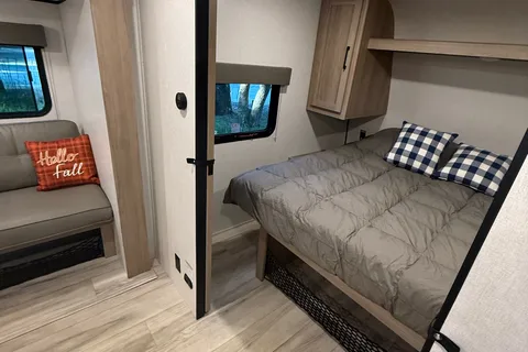 Carson's Keystone 26BX Travel Trailer