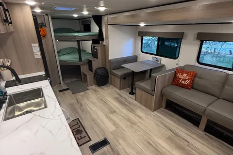 Carson's Keystone 26BX Travel Trailer