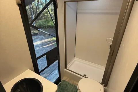 Carson's Keystone 26BX Travel Trailer