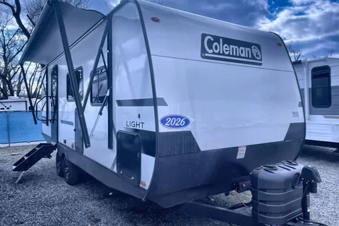 Ali’s  Coleman Lite Travel Trailer