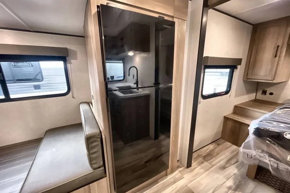 Alicia's Coleman Lite Travel Trailer