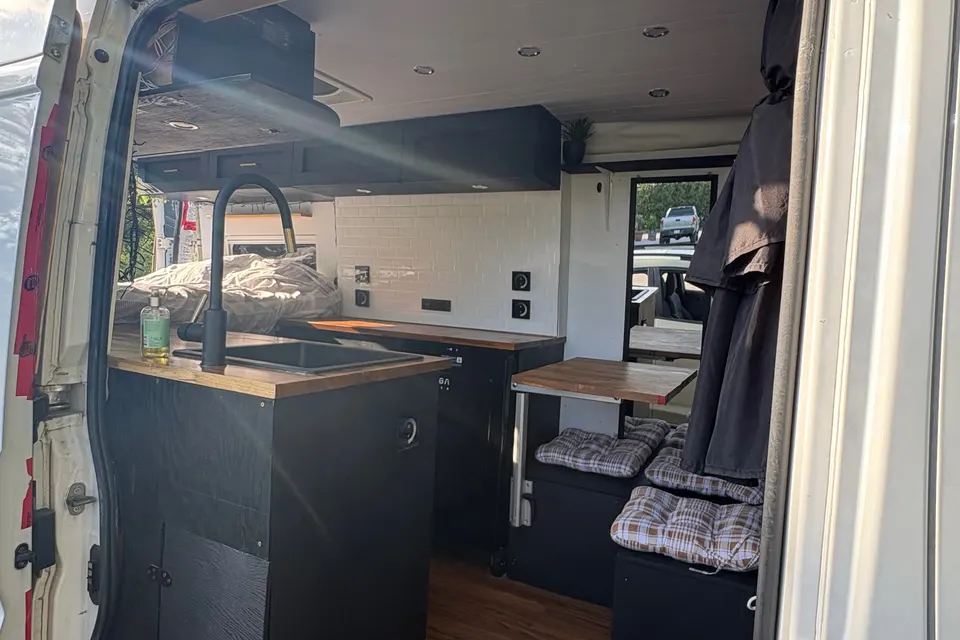 Victoria Ram promaster Classe B