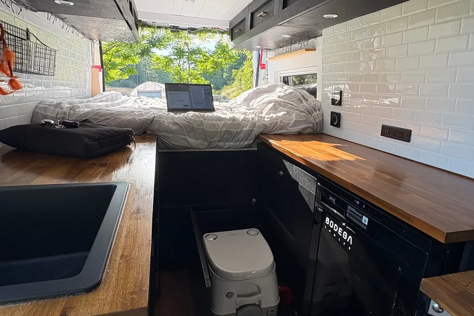Victoria Ram promaster Classe B
