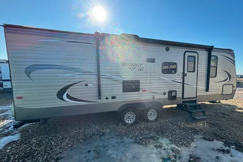 Family/pet Hideout Travel Trailer - everything included