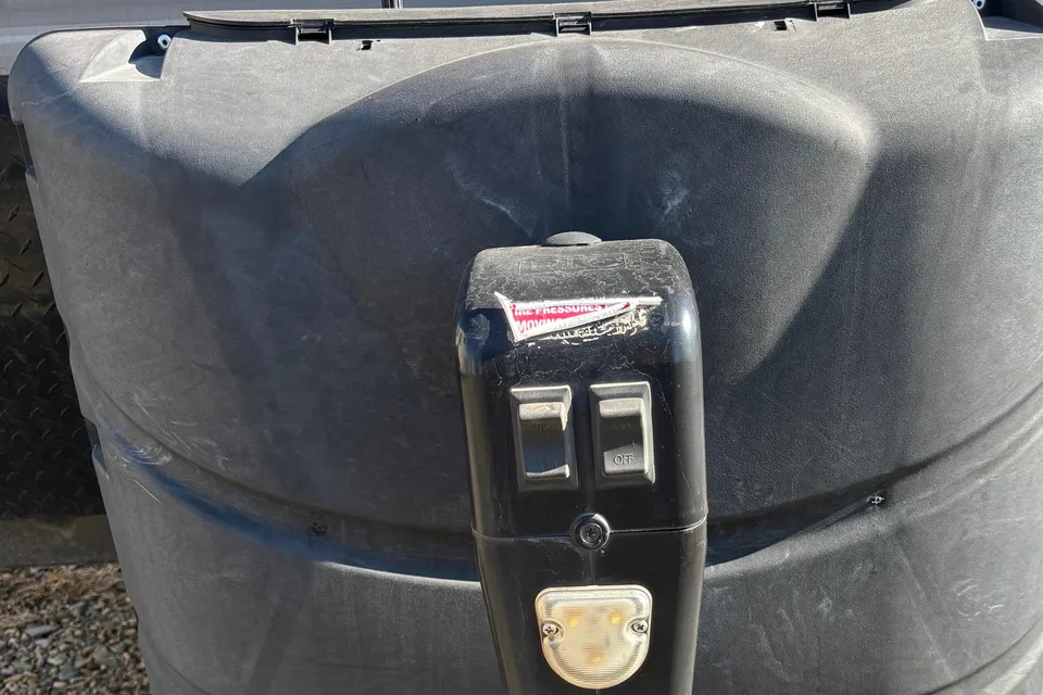 Family/pet Hideout Travel Trailer - everything included